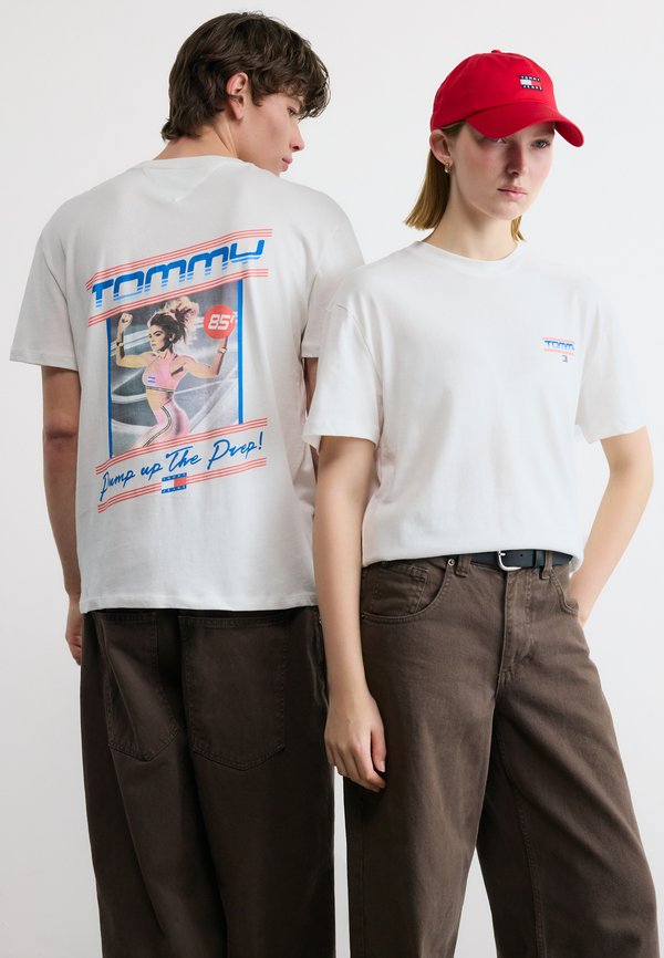 Tommy Jeans LOGO JERSEY CREW NECK T-SHIRT