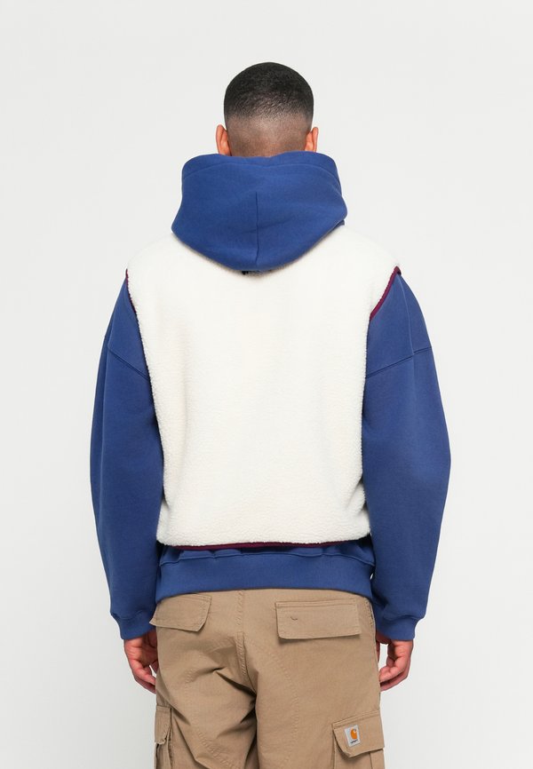 On Vacation WANDERLUST FLEECE VEST UNISEX