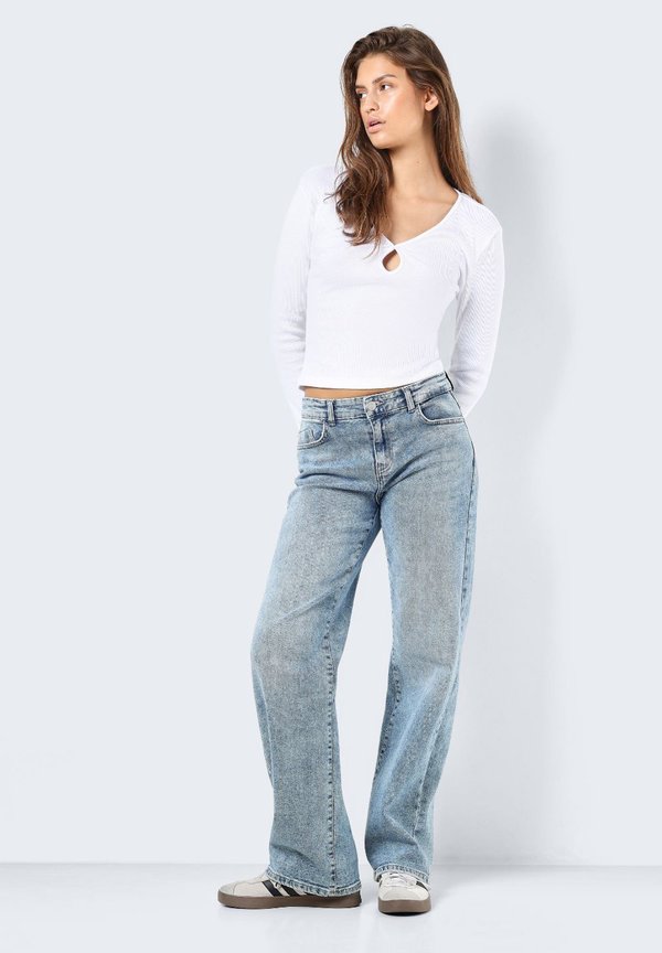 Noisy May NMMAYA VNECK KEYHOLE