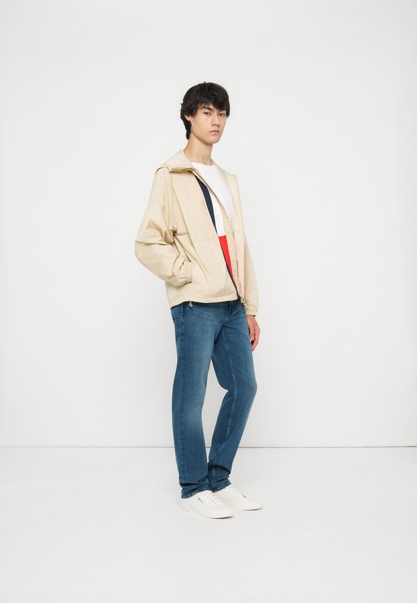 Tommy Jeans CHICAGO