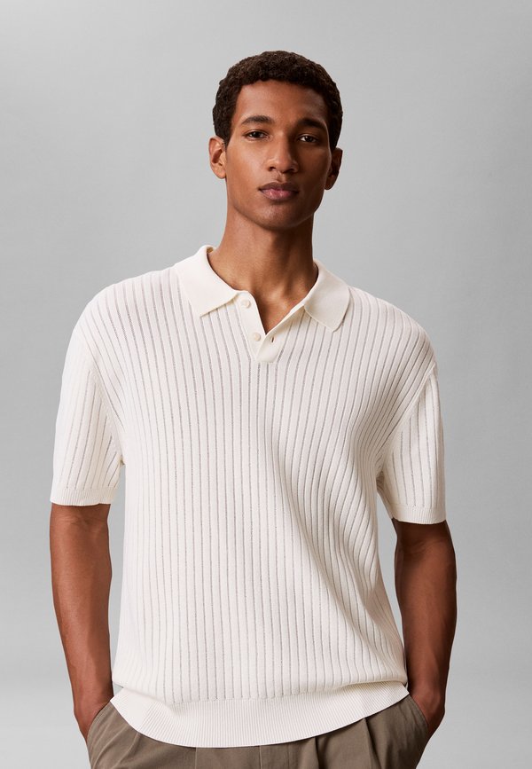 Calvin Klein LIGHTWEIGHT - Polo shirt - tofu