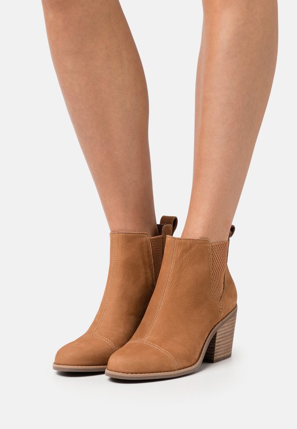 TOMS EVERLY
