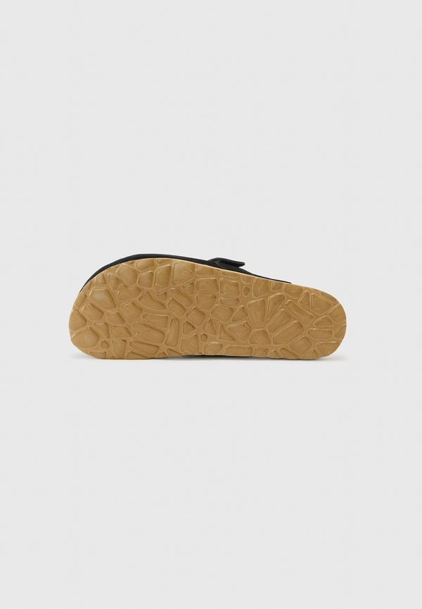 Steve Madden QUICKSAND