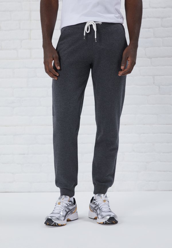 Pier One by Zalando