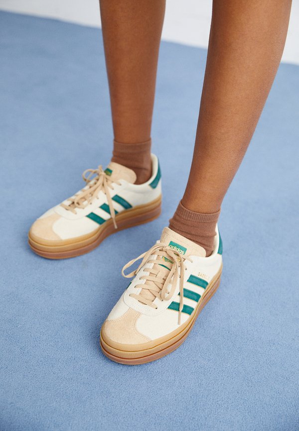 adidas Originals GAZELLE BOLD - Trainers - cream white/collegiate green/magic beige