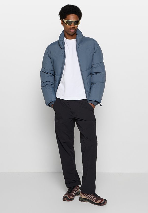 DKNY