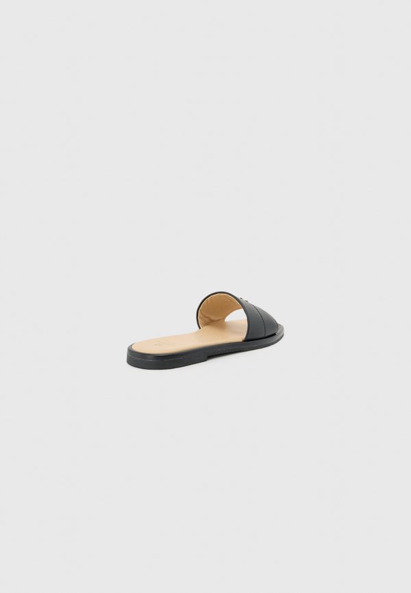 AIGNER LOTTA
