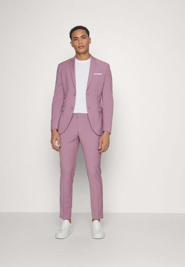 Isaac Dewhirst THE FASHION SUIT NOTCH