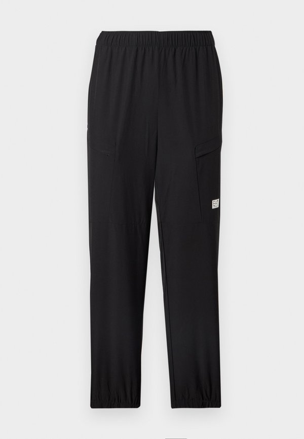 EA7 Emporio Armani VENTU