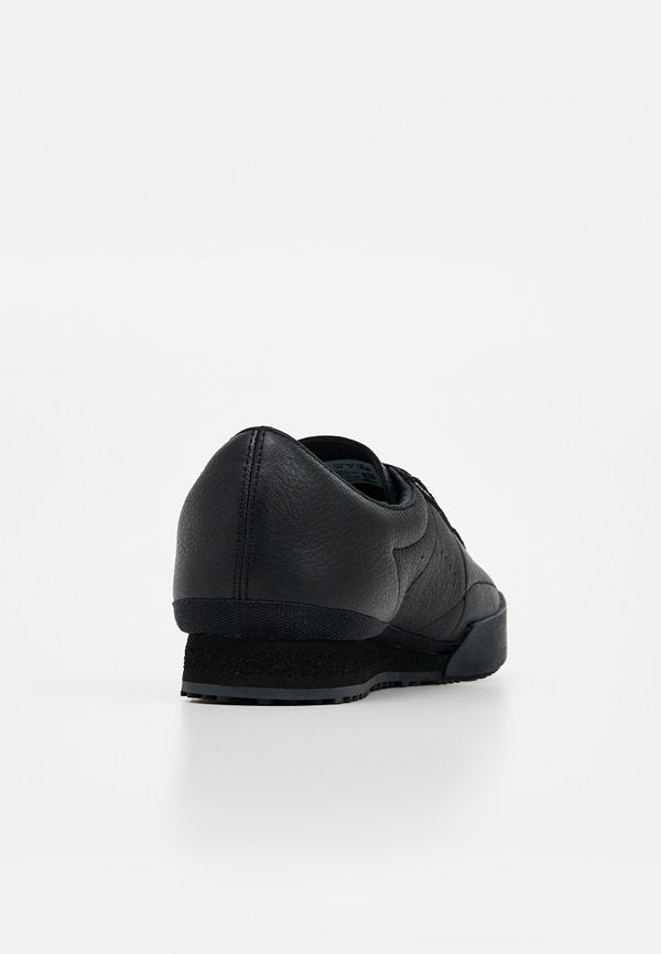 Lacoste AURA