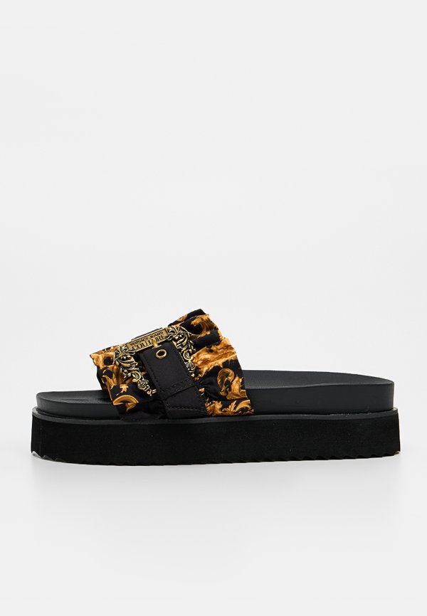 Versace Jeans Couture