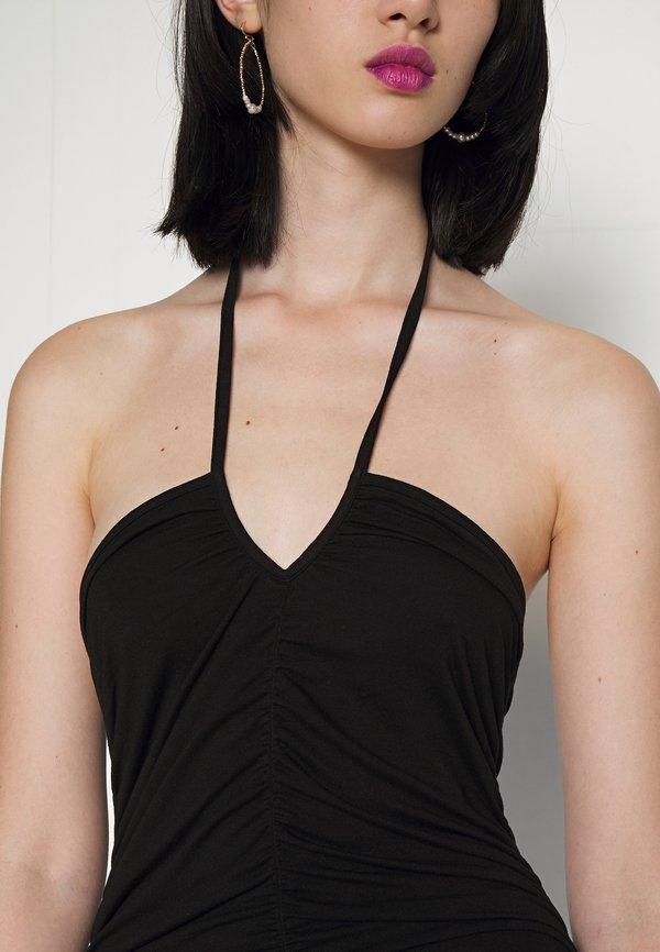 NA-KD EXCLUSIVE ROUCHED KEYHOLE DRESS