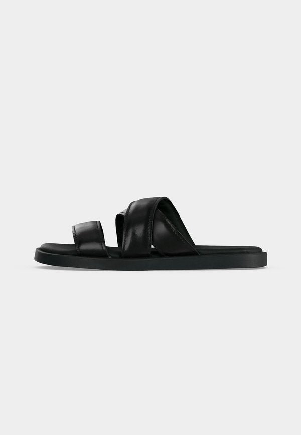 Steve Madden GRABBA