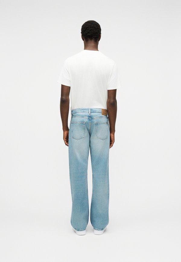 Tommy Jeans WHISKERED RELAXED STRAIGHT LEG JEANS
