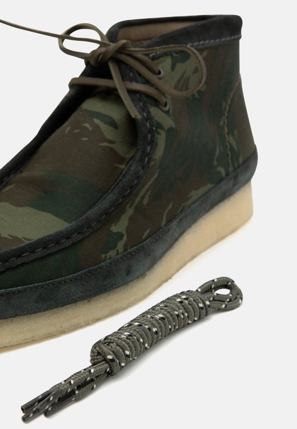 Clarks Originals WALLABEE BOOT