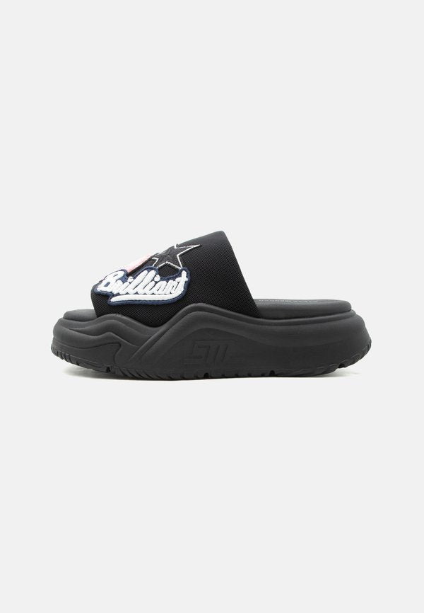 Steve Madden SPANKY