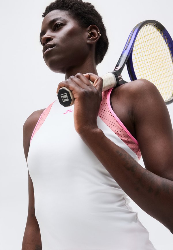 J.LINDEBERG Sports NORA SLEEVELESS