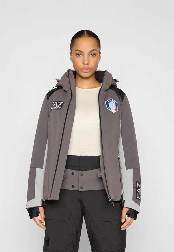 EA7 Emporio Armani