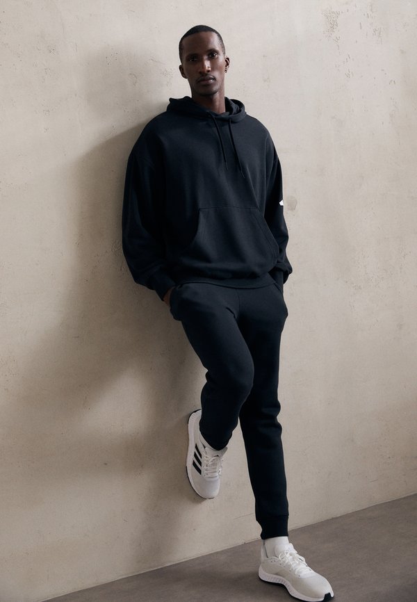 adidas Sportswear ESSENTIALS LOSE FIT HOODIE
