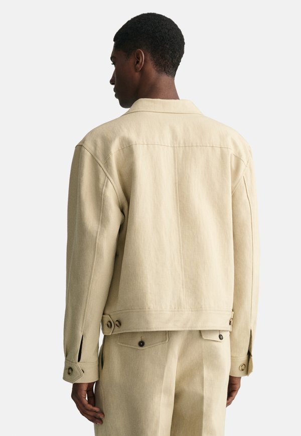 GANT