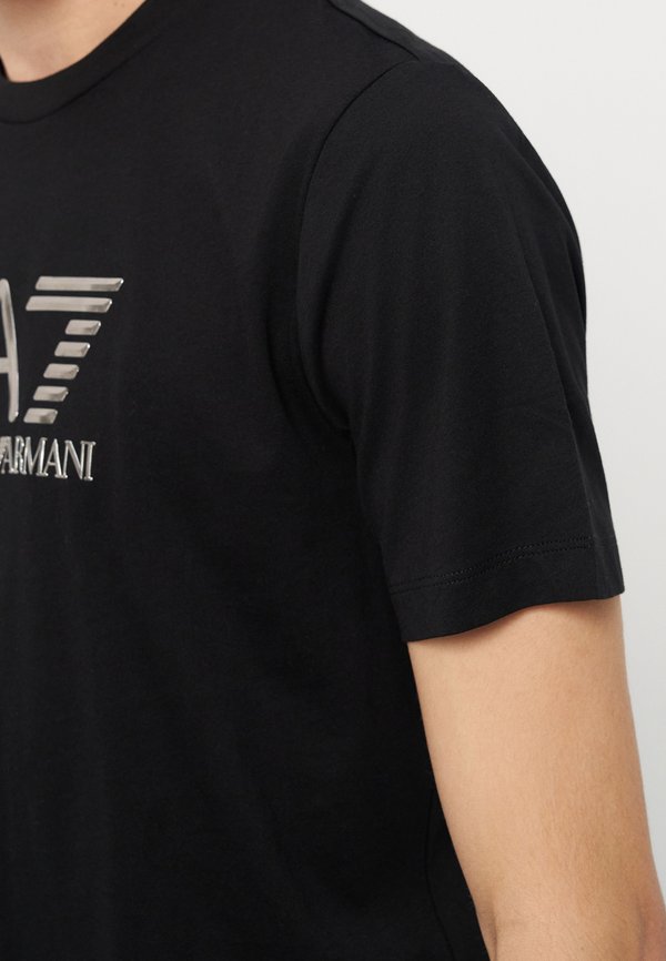 EA7 Emporio Armani