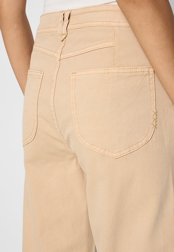 Scotch & Soda