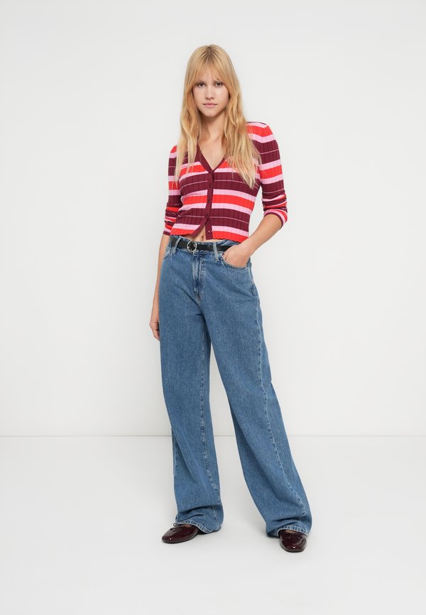 Noisy May NMANNY V NECK CARDIGAN