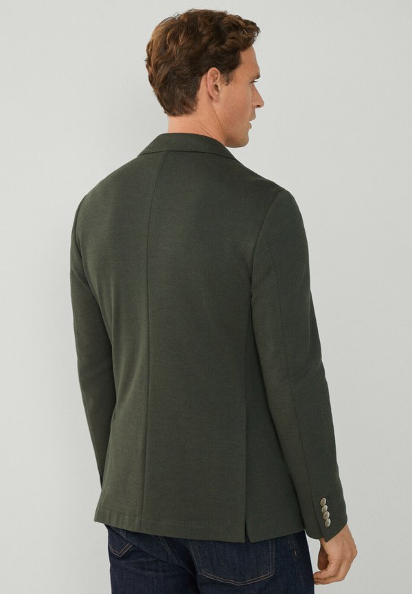 Hackett London