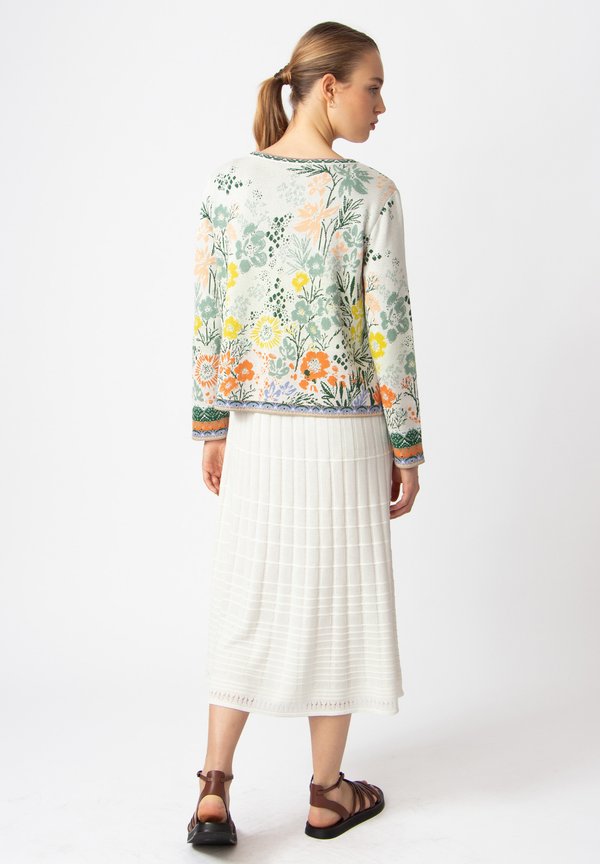 Ivko FLORAL PATTERN