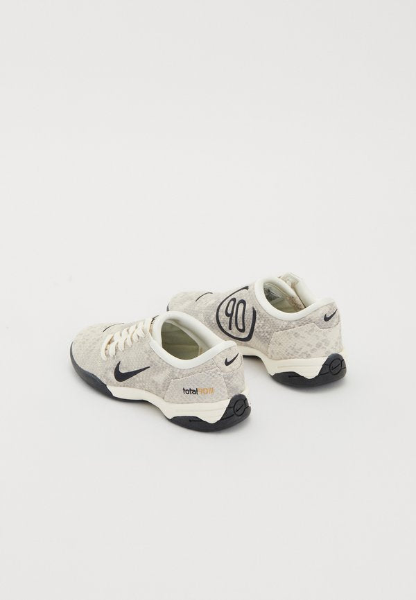 Nike Sportswear T90 SE
