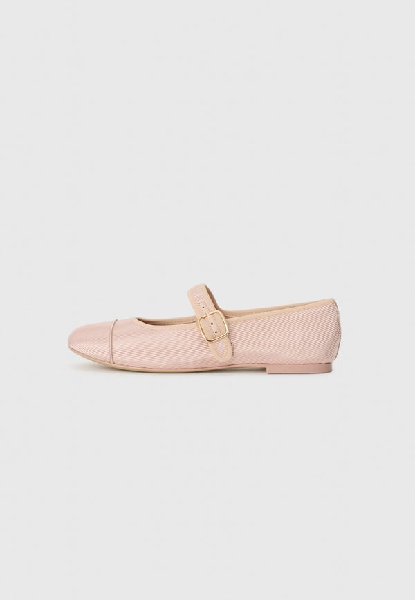 Steve Madden DORY