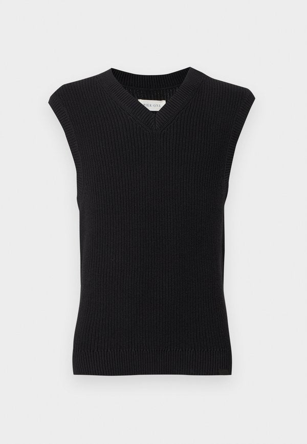 Pier One by Zalando