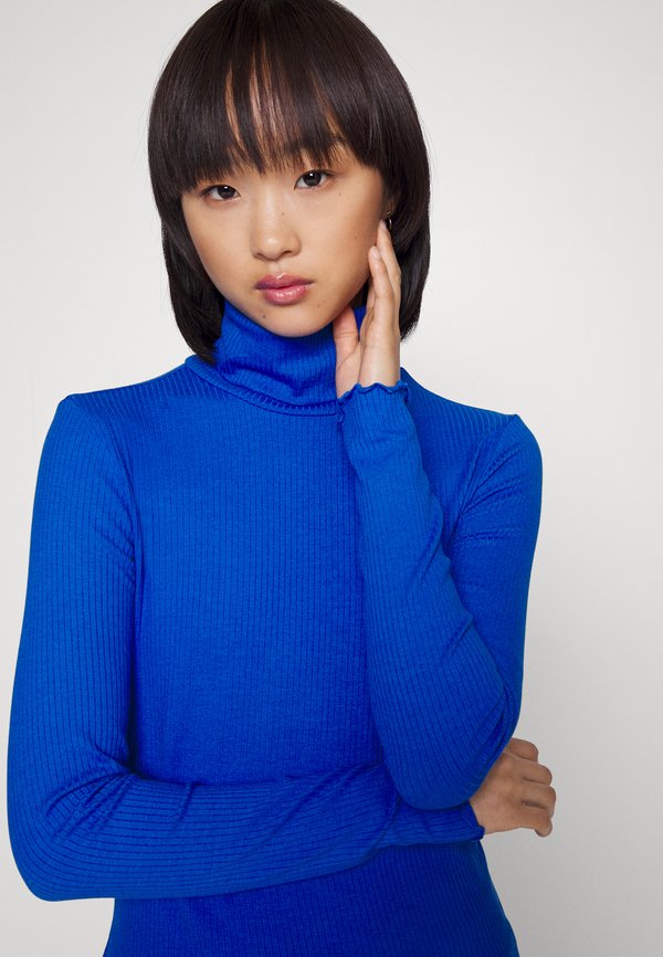 Pieces Petite PCLICCA ROLLNECK