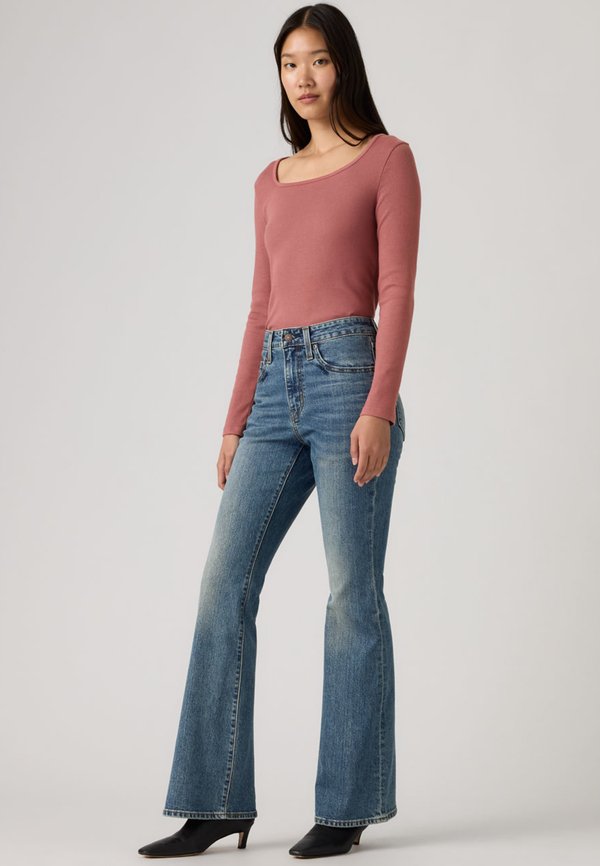 Levi's® 726® HIGH RISE FLARE