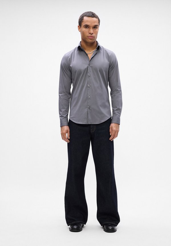 Calvin Klein SLIM