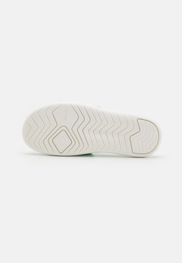TOMS