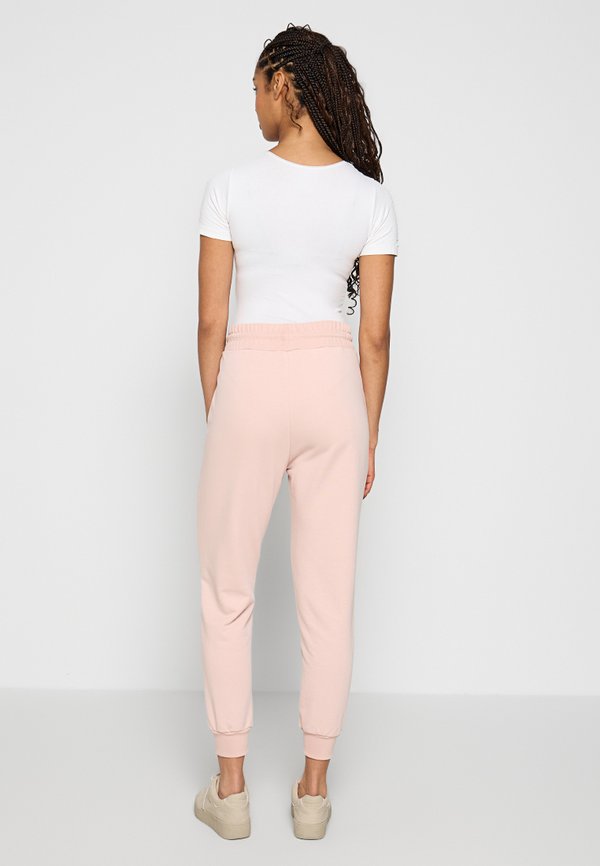 Colmar Originals