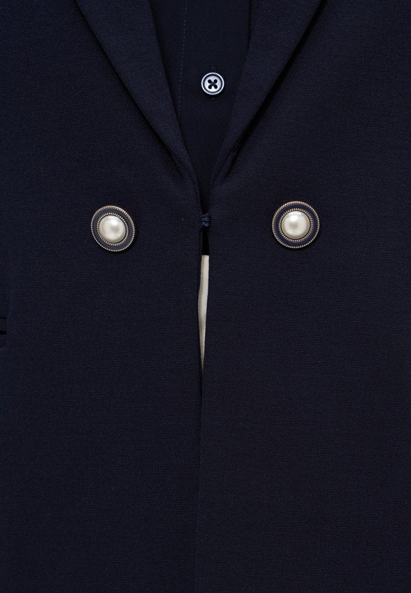 TWINSET