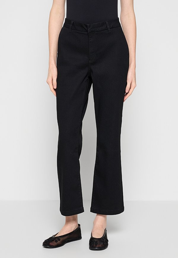 comma SLIM FIT