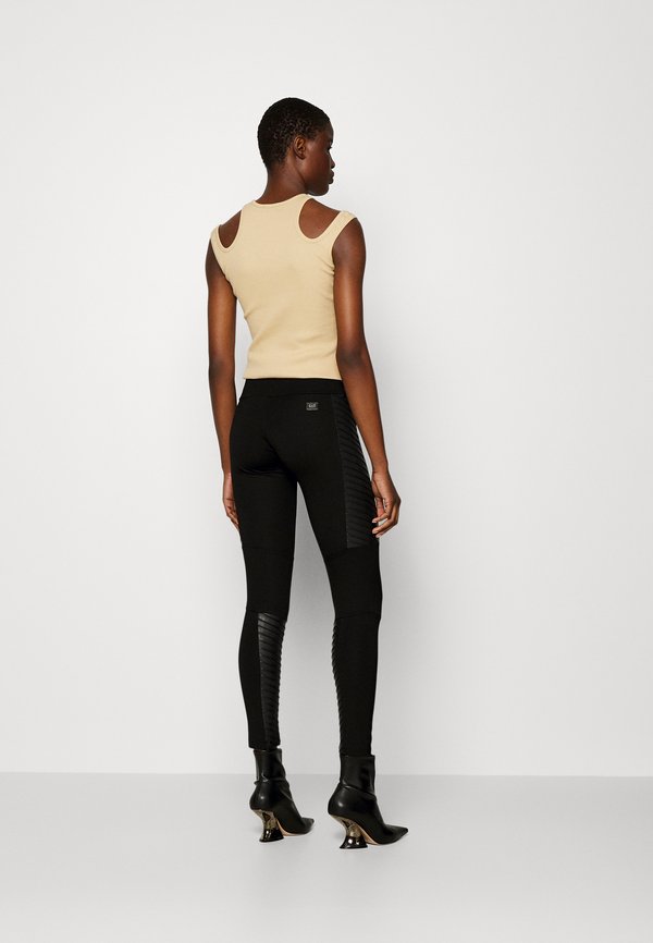 EA7 Emporio Armani