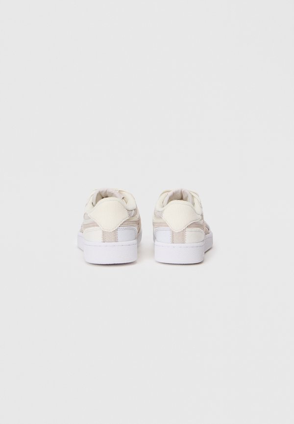 Reebok Classic CLUB C REVENGE VINTAGE UNISEX