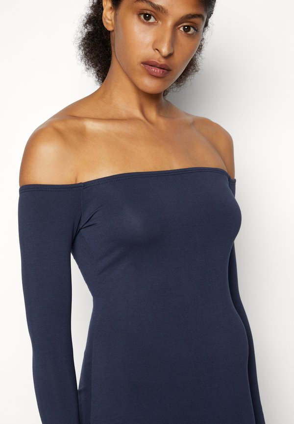 WAL G. HARRY OFF SHOULDER MIDI DRESS