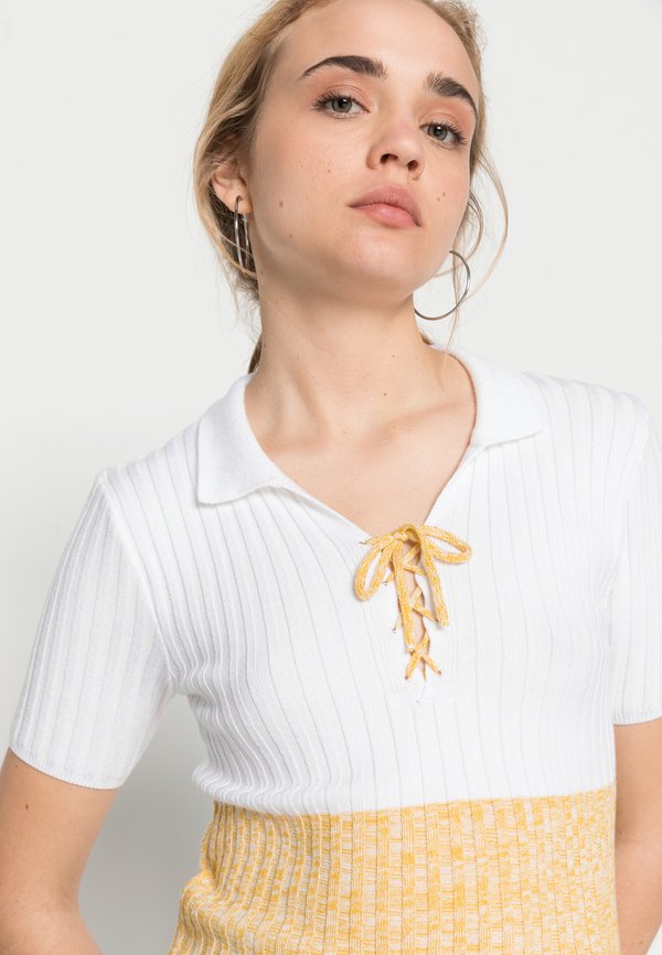 BDG Urban Outfitters BDG LATTICE FRONT TWO TONE TOP