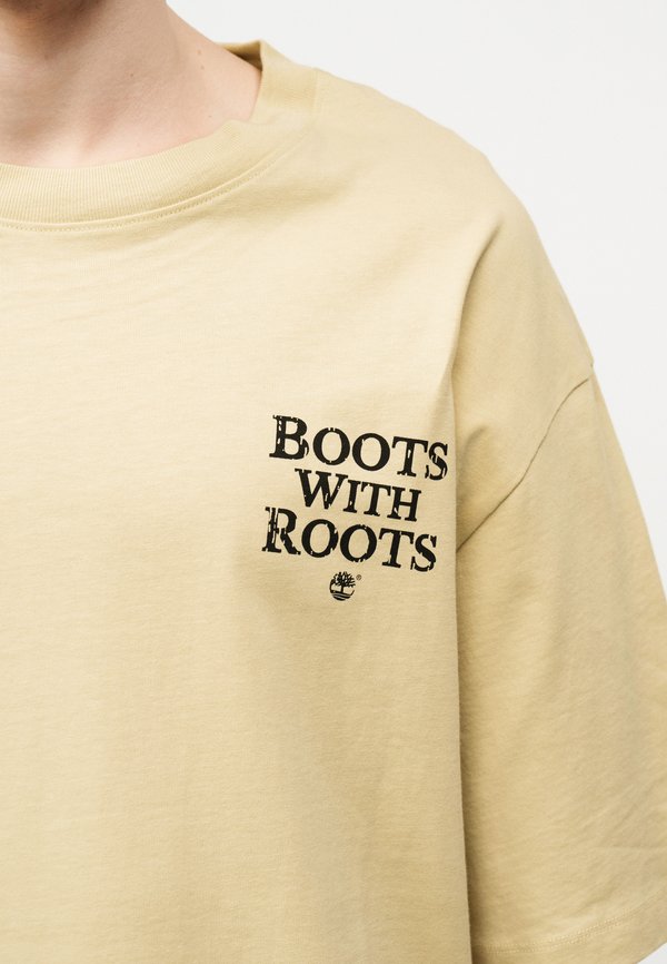 Timberland SHORT SLEEVE TIMBS ON MY FEET GRAPHIC TEE