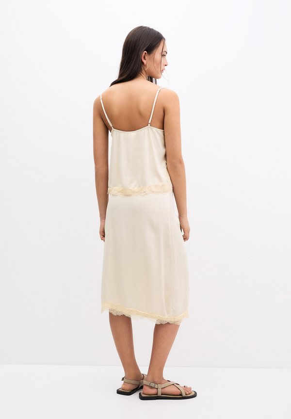 PULL&BEAR