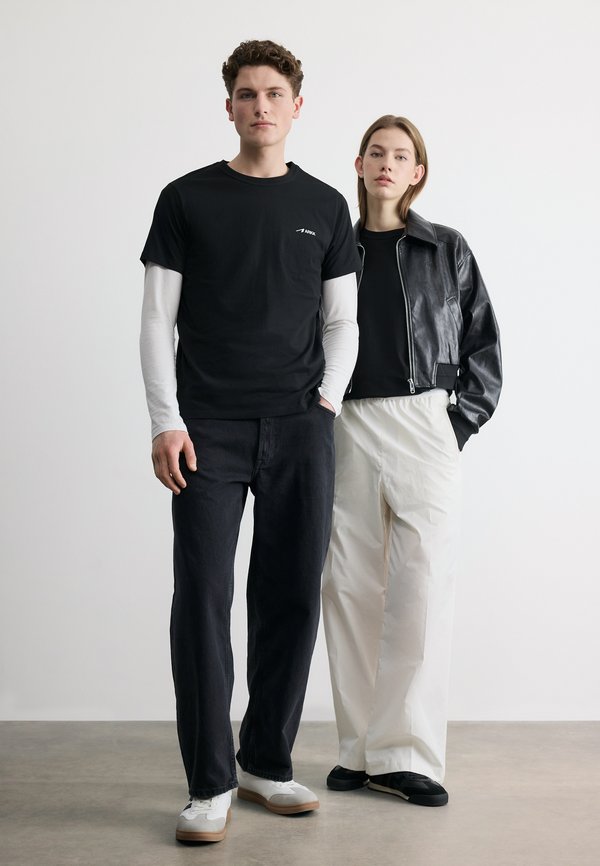 ARKK Copenhagen MINIMAL TEE UNISEX