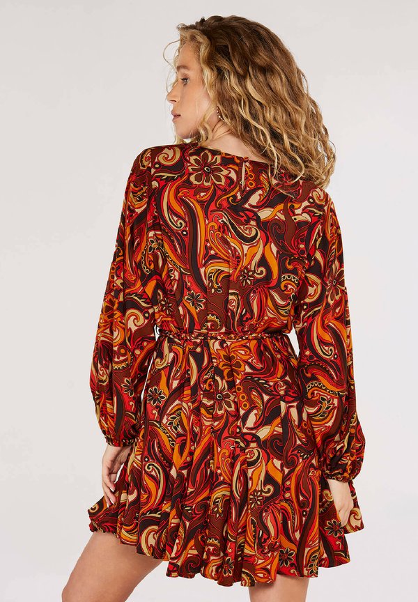 Apricot SWIRL FLUTE