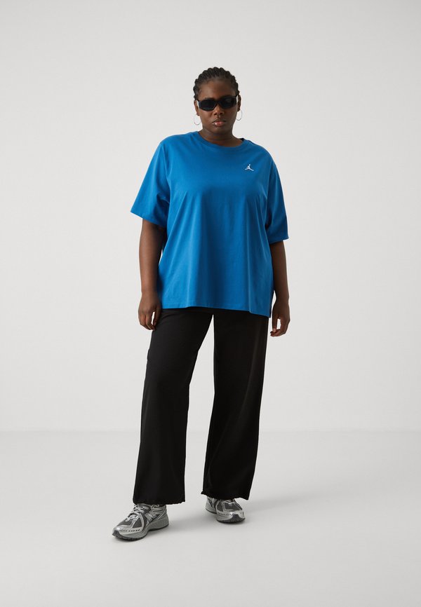 Jordan TEE