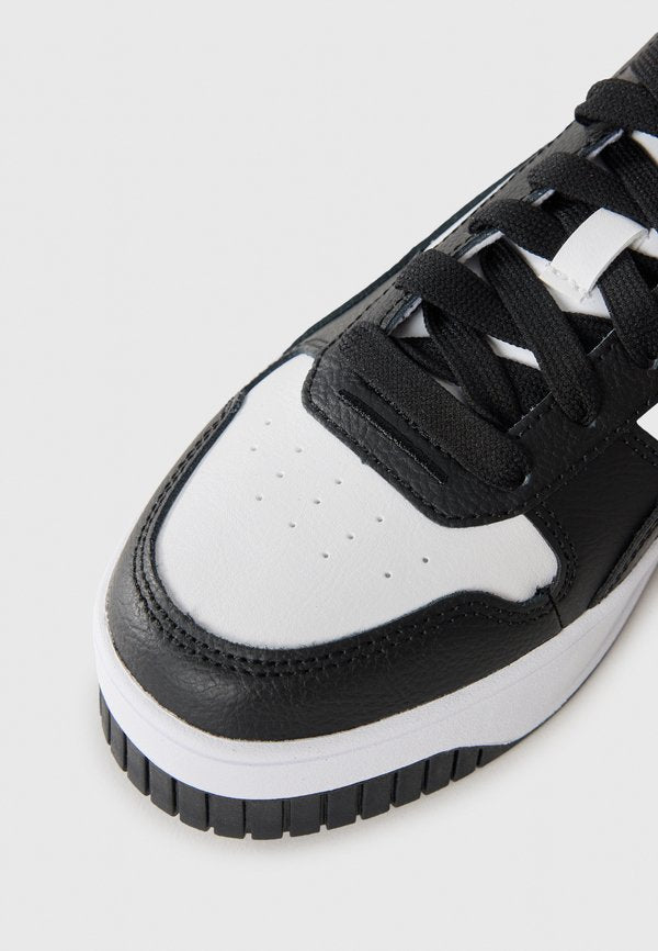 Puma CARINA STREET