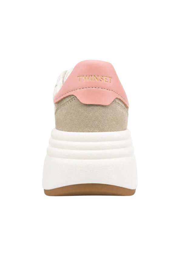 TWINSET